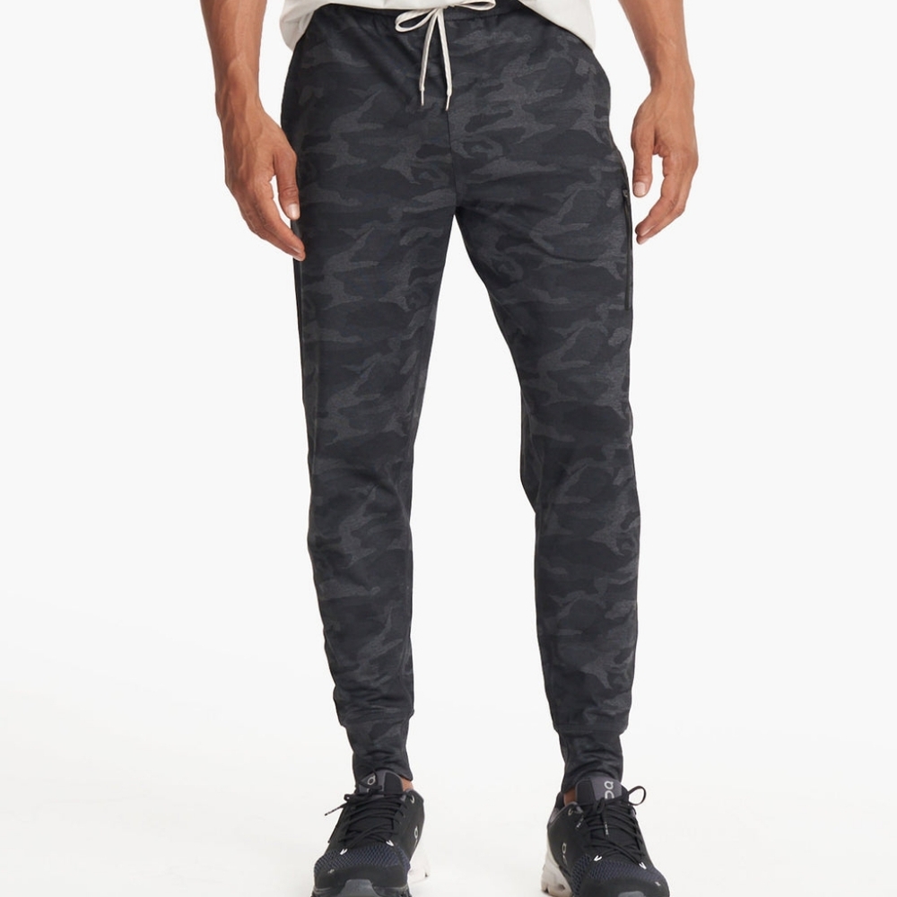 Vuori Men's Sunday Performance Jogger Camo Gray Jogger NEW